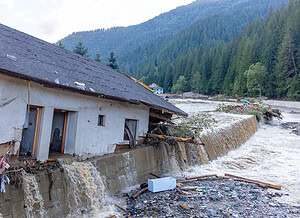 beschädigtes Haus nach Hochwasser